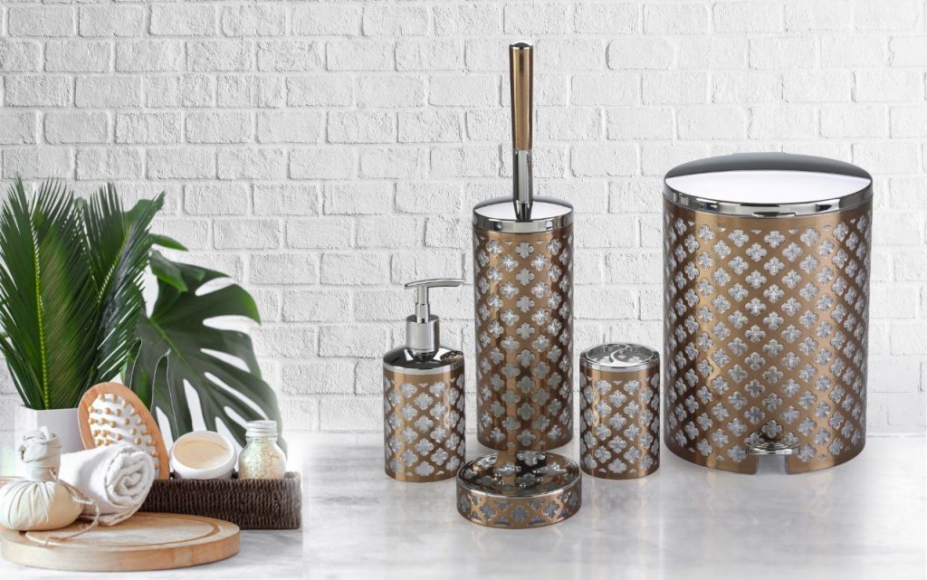 چگونه همیشه شاد زندگی کنیم و شاد بمانیم